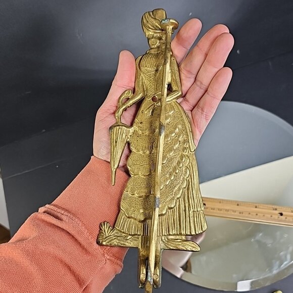 Vintage Solid Brass Woman Decorative Retractable Wall Clothes Hanger - Picture 10 of 11